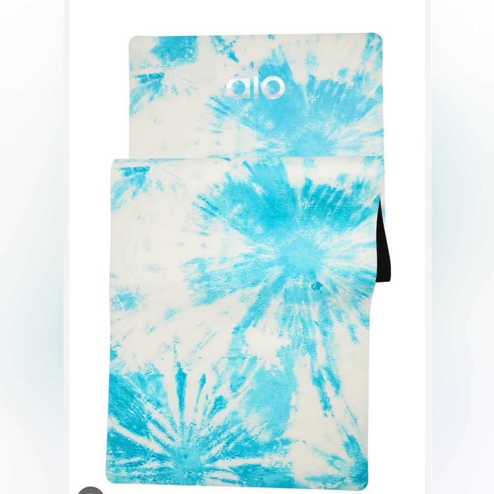 Alo warrior yoga mat